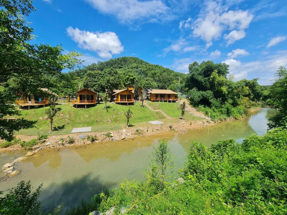 Hotel Little Bee Luong Son  Zewnętrze zdjęcie